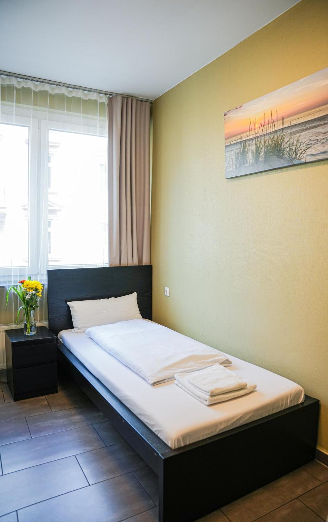 Hotel City Star Frankfurt am Main Exterior photo